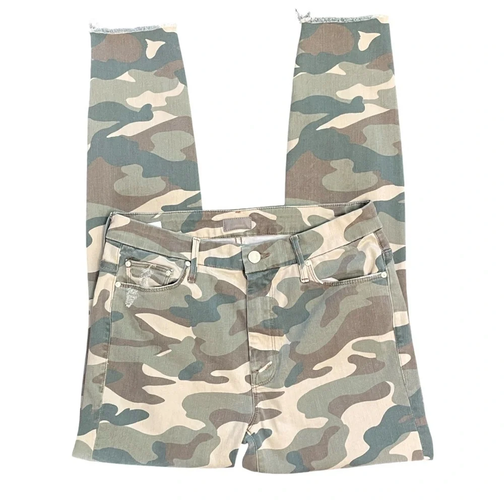 MOTHER High Waisted Looker Ankle Fray See Me Camo Distressed Denim Jean Size 29